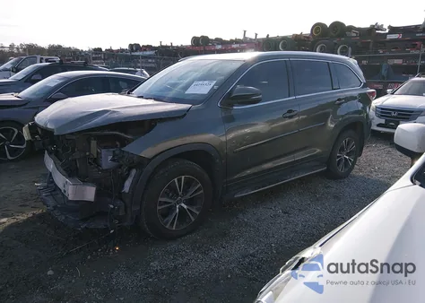 2016 Toyota Highlander Xle V6 z USA, uszkodzony, nr VIN 5TDKKRFH9GS173558